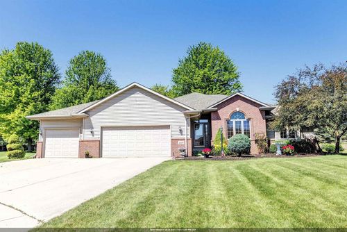 1630 Tiffany Court, LAWRENCE, WI, 54115 | Card Image