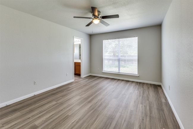 1514 Paint Brush Dr, House other with 3 bedrooms, 2 bathrooms and 2 parking in Lockhart TX | Image 11