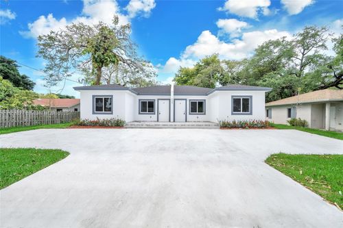 a-2448 Nw 42nd St, Miami, FL, 33142-4544 | Card Image