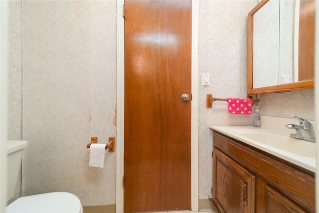 58 219 Th St, House other with 4 bedrooms, 3 bathrooms and null parking in Bayside Hills NY | Image 13
