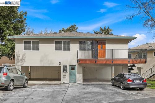 2204 Segundo Ct, Pleasanton, CA, 94588-8116 | Card Image