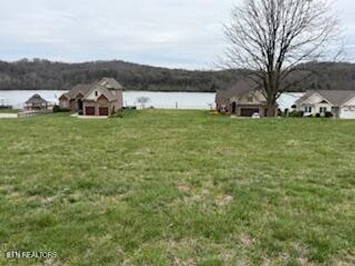 126 Cape Lookout Lgt, Loudon, TN, 37774-7741 | Card Image