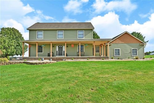 2486 Waynewood Dr Ne, Fowler, OH, 44418-9748 | Card Image