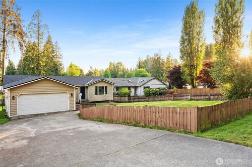 18028 st 121st Ave Ne, Arlington, WA, 98223 | Card Image