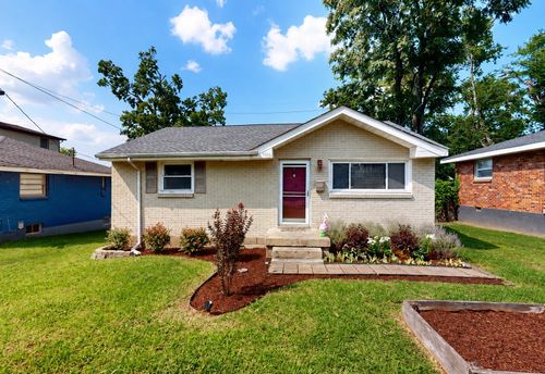 1119 Glenview Dr, Nashville, TN, 37206-3831 | Card Image