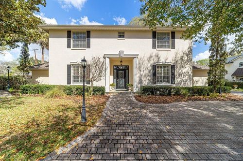 905 Se 12th St, OCALA, FL, 34471-3925 | Card Image