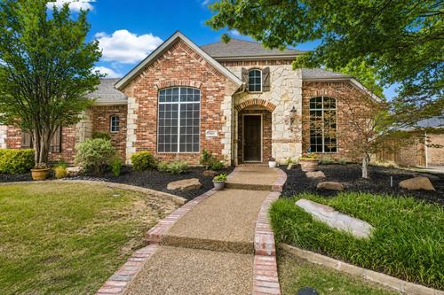 1105 Woodhaven Dr, McKinney, TX, 75072-2749 | Card Image