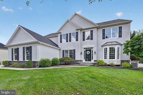 4 Hansel Rd, NEWTOWN, PA, 18940-4213 | Card Image