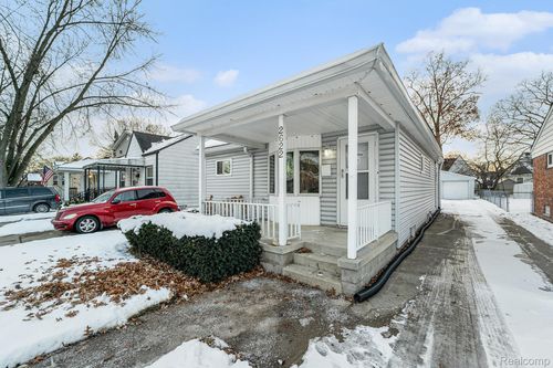2622 Boldt St, Dearborn, MI, 48124-3157 | Card Image
