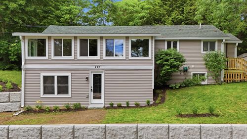 132 N Shore Ln, Winthrop, ME, 04364-3018 | Card Image