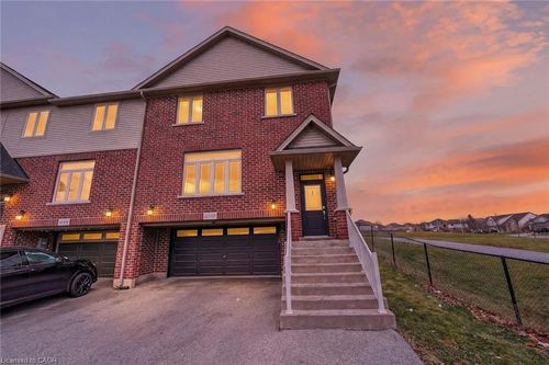 4100 Cassandra Dr, Beamsville, ON, L3J0M5 | Card Image