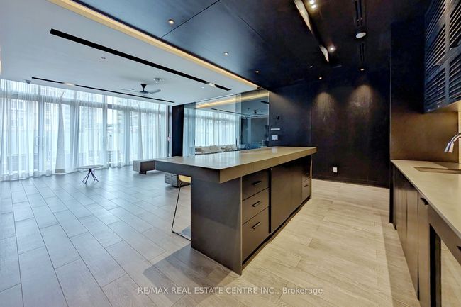 2010 - 1255 Bayly St, Condo with 1 bedrooms, 1 bathrooms and null parking in Pickering ON | Image 17