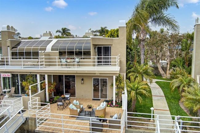 3366 Tempe Dr, House other with 2 bedrooms, 3 bathrooms and 2 parking in Huntington Beach CA | Image 44
