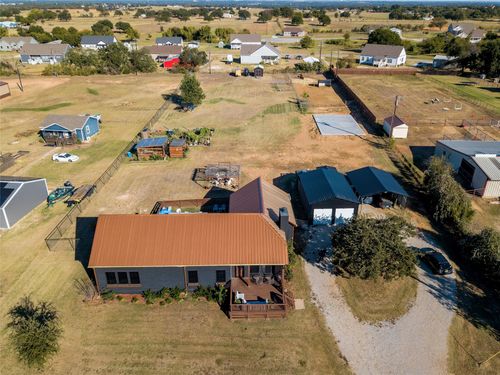 128 Mccrae Ln, Boyd, TX, 76023-5289 | Card Image