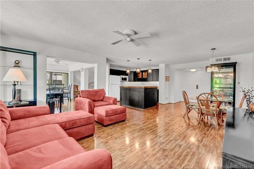 5-207-1800 Se St. Lucie Boulevard, Stuart, FL, 34996 | Card Image