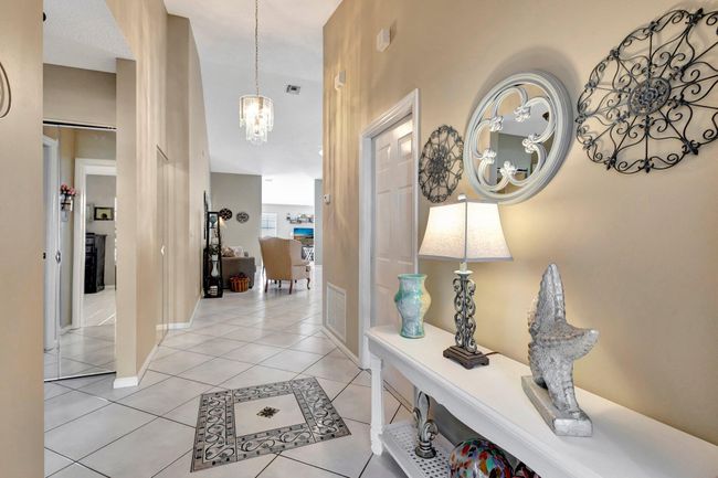 3893 Dafilee Cir, House other with 2 bedrooms, 2 bathrooms and null parking in West Palm Beach FL | Image 7