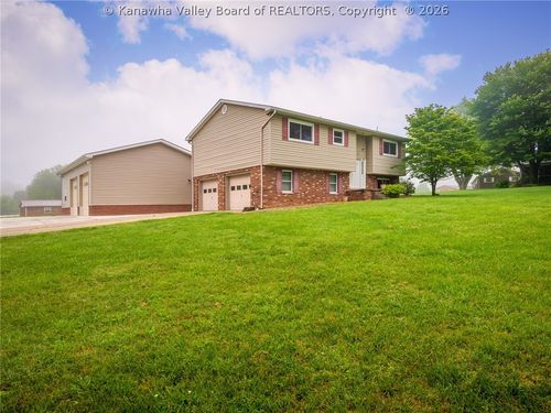 454 Chapman Rd, Milton, WV, 25541 | Card Image