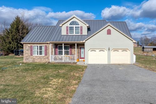 400 Reibers Church Rd, SHERMANS DALE, PA, 17090-8815 | Card Image
