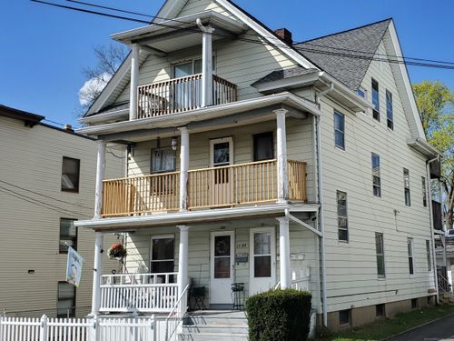 29 Madison St, Waterbury, CT, 06706-1719 | Card Image