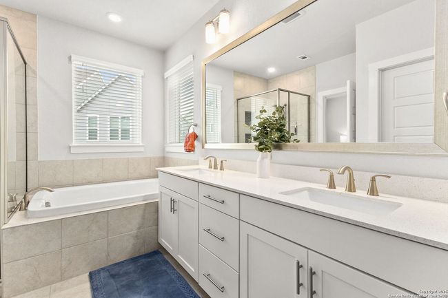 UNIT-33 - 5843 Whitby Rd, House other with 3 bedrooms, 3 bathrooms and null parking in San Antonio TX | Image 19