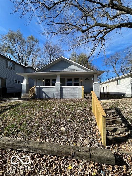 836 N Lasalle St, Indianapolis, IN, 46201-2556 | Card Image