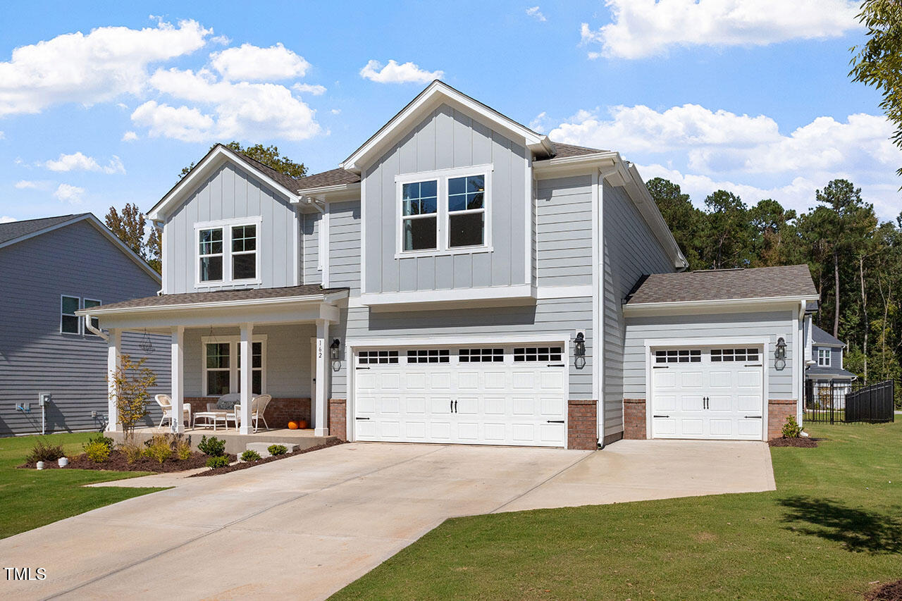 Hickory Grove Dr, Sanford, NC 27330