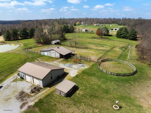 3055 Quisenberry Ln, Hopkinsville, KY, 42240-9501 | Card Image
