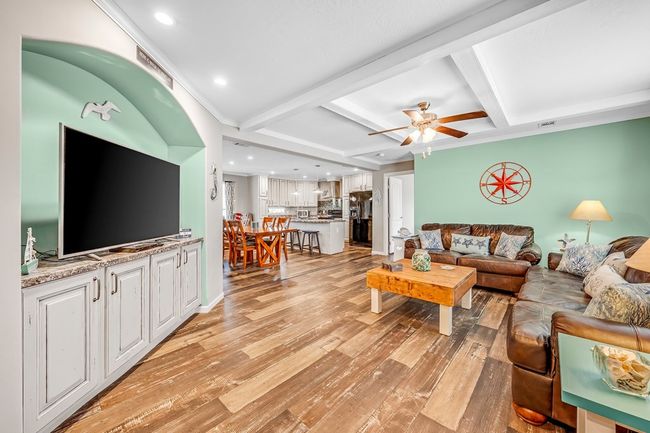 9224 Olive Ave, House other with 3 bedrooms, 2 bathrooms and 5 parking in Port St. Joe FL | Image 8