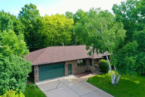 905 Johanna Ave, Willmar, MN, 56201-4620 | Card Image