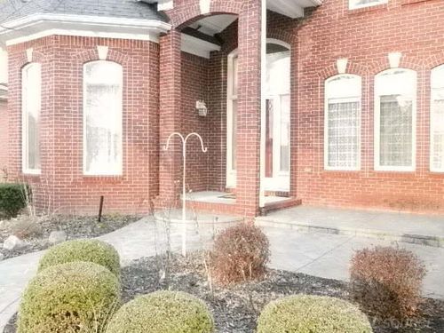 48364 Franklin Dr, Macomb, MI, 48044-2278 | Card Image