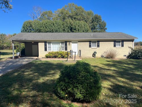 104 Edison St, Kings Mountain, NC, 28086-8712 | Card Image