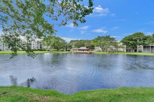 apt-406-9230 Lagoon Pl, Davie, FL, 33324-6716 | Card Image