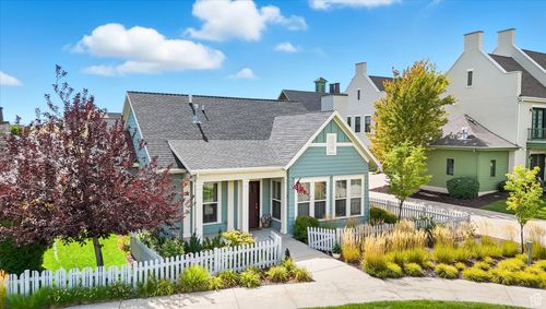 11102 S Radicchio Dr, South Jordan, UT, 84009-4784 | Card Image