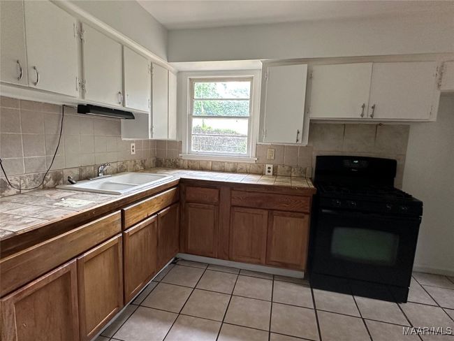 3430 Flintstone Ct, House other with 3 bedrooms, 1 bathrooms and null parking in Montgomery AL | Image 4