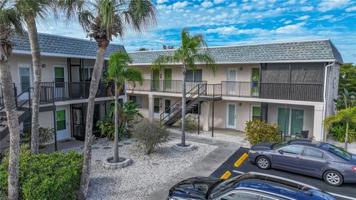 18-612 Guild Dr, Venice, FL, 34285-3214 | Card Image