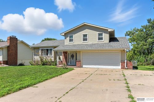 3914 N 94th St, Omaha, NE, 68134-3926 | Card Image