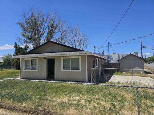 6107 Siskiyou Blvd, Grenada, CA, 96038-9629 | Card Image