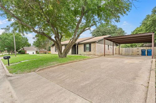 605 Rolling Hills Dr, Hewitt, TX, 76643-4016 | Card Image