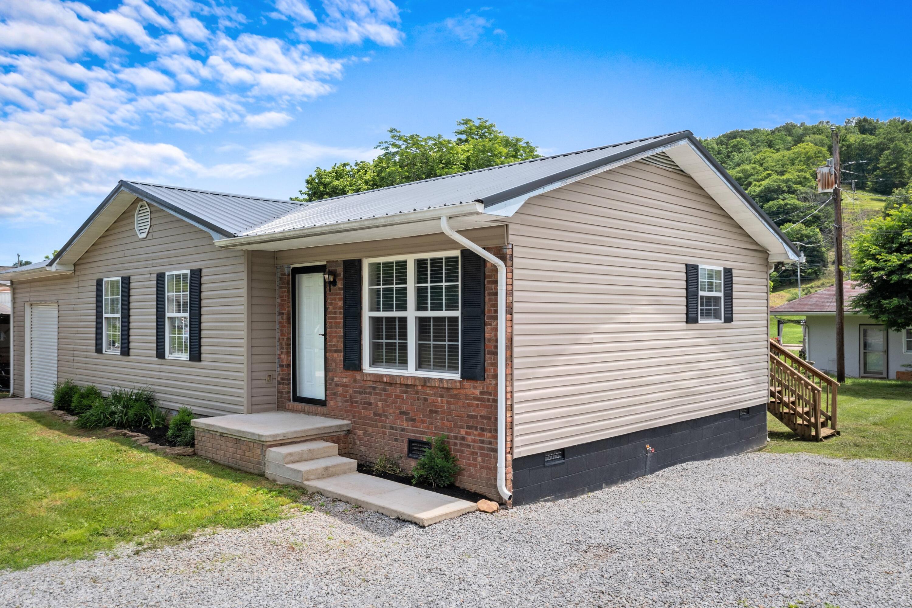 Wanola St, Sneedville, TN 37869