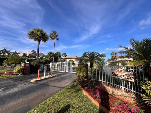 apt-203-720 N Dixie Hwy, Lantana, FL, 33462-1825 | Card Image