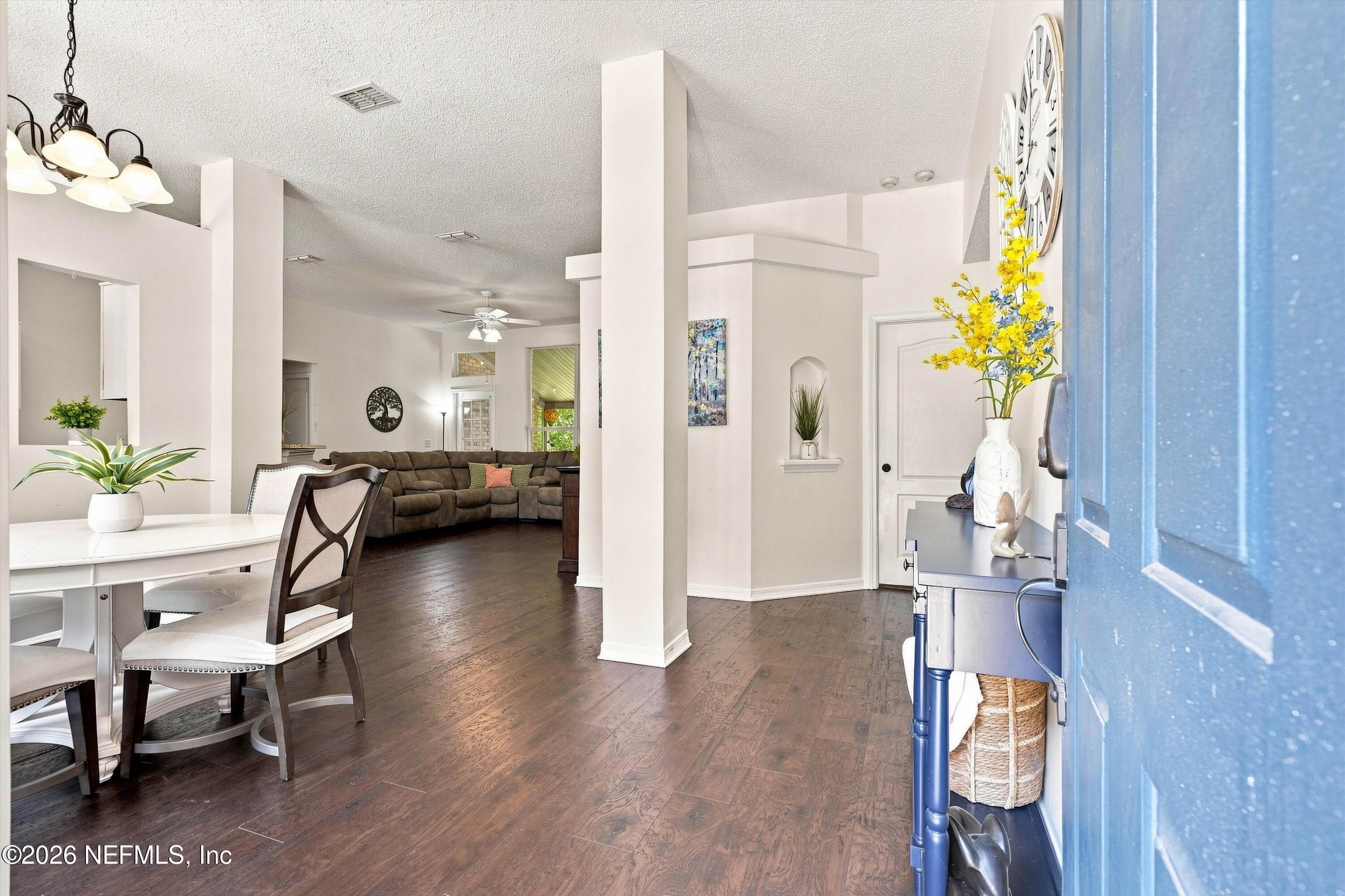Residential in Middleburg 5