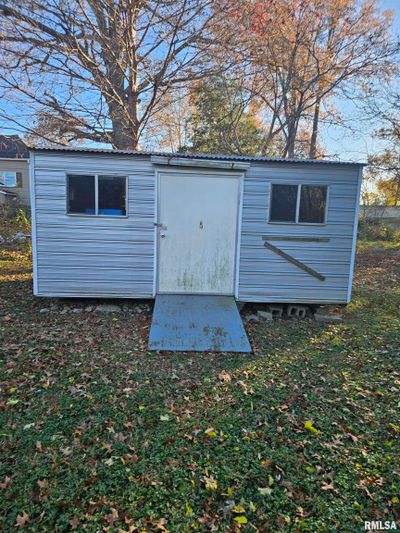 905 S Ledford Street, House other with 2 bedrooms, 2 bathrooms and null parking in Harrisburg IL | Image 3