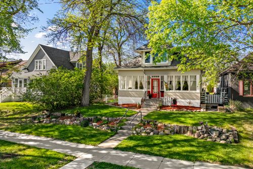 811 7th Avenue N, Great Falls, MT, 59401 | Card Image