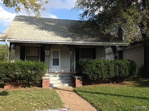 2018 N 3rd Street, St Charles, MO, 63301 | Card Image
