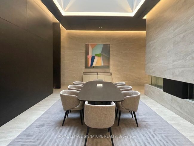 3909 - 2221 Yonge St, Condo with 2 bedrooms, 2 bathrooms and 1 parking in Toronto ON | Image 17