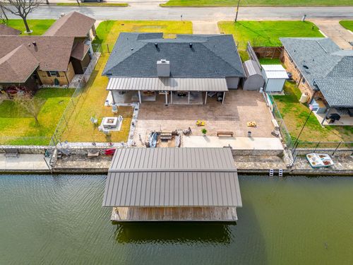 306 Tahiti Dr, Granbury, TX, 76048-2514 | Card Image