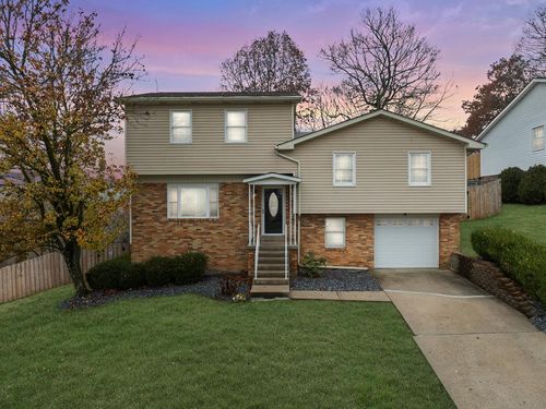 29 Greentree Rd, Wheeling, WV, 26003-4945 | Card Image