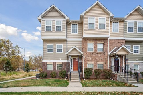 2102 High St, Des Moines, IA, 50312-4701 | Card Image