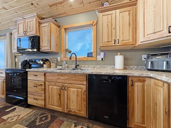 Kitchen | Image 15