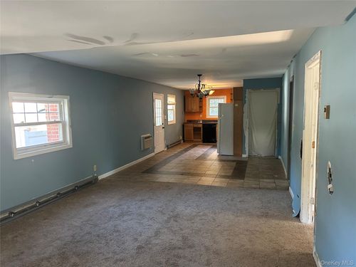 129 Westbury Dr, Sound Beach, NY, 11789-1143 | Card Image